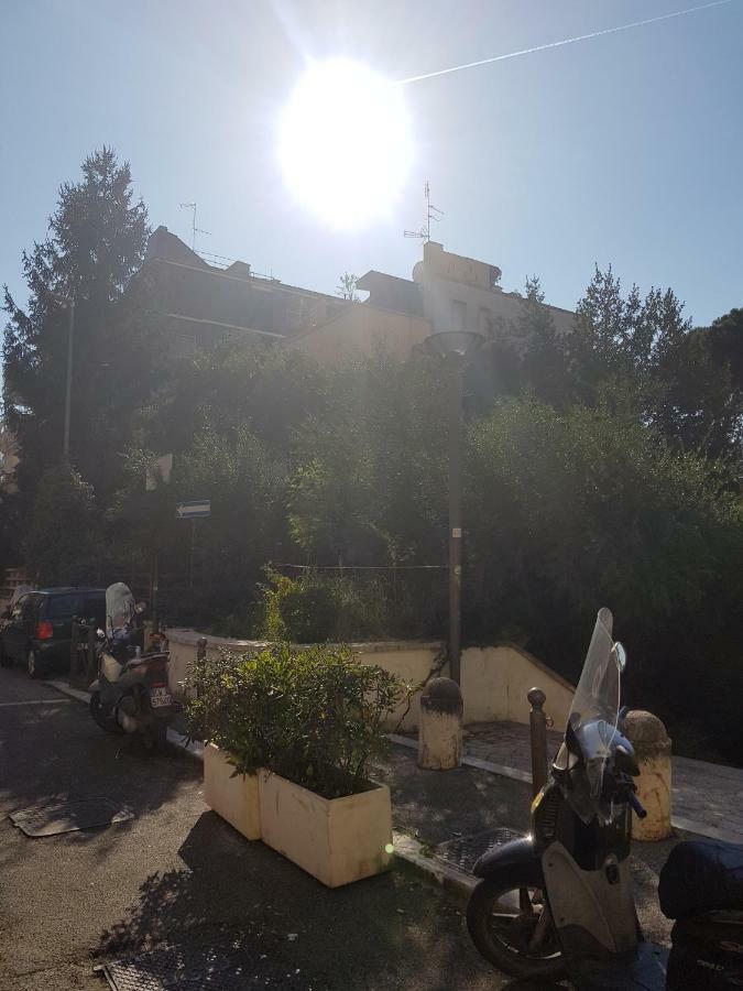 Appartamento Luminoso Con Vista Su Villa Ada Rzym Zewnętrze zdjęcie